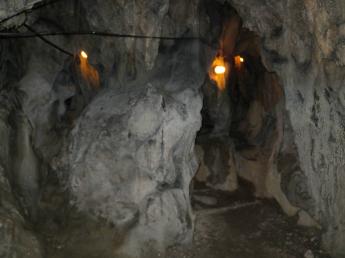 신비로운 고야 종유동굴